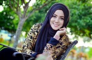 wanita-aceh a