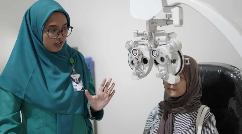 KATARAK BISA MENYERANG YANG MUDA, INI FAKTOR RESIKONYA