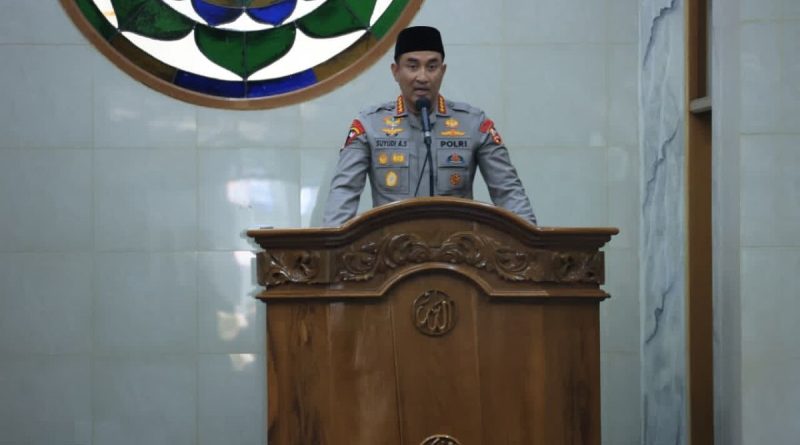 KHOTBAH JENDERAL SUYUDI KE ANGGOTA POLRI: RENDAH HATI DAN TAK SOMBONG