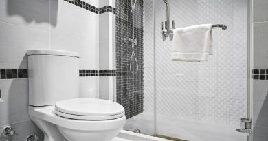 KAMAR MANDI HOTEL SELALU TAK ADA KAYUNG, KENAPA?